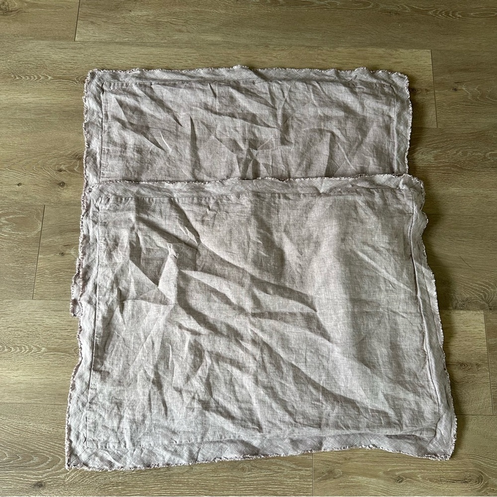 Pottery Barn 100% Linen Standard Pillow Cases 2 Lilac Purple